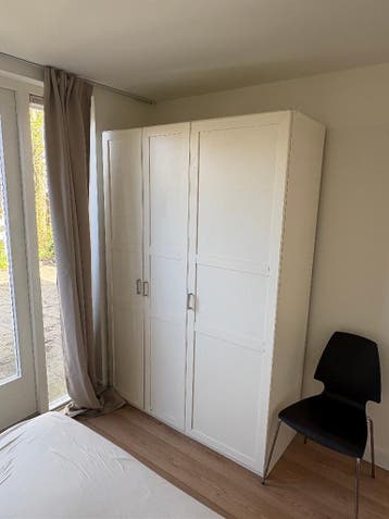 Diverse kasten gratis op te halen dit weekend