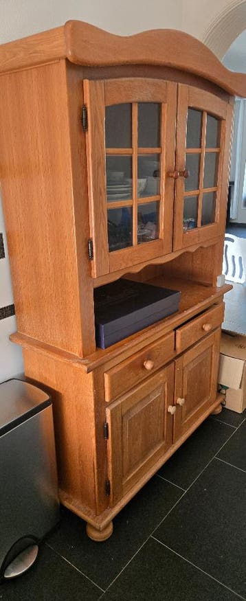 Gebruikte (keuken?) kast