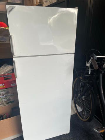Gratis Marynen koelkast met vriesvak