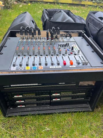 Complete Professionele Geluidsset + Beamer