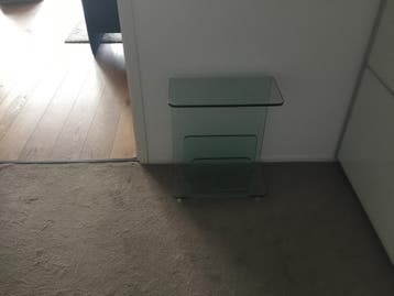 Glazen krantenbak lectuur bak glas