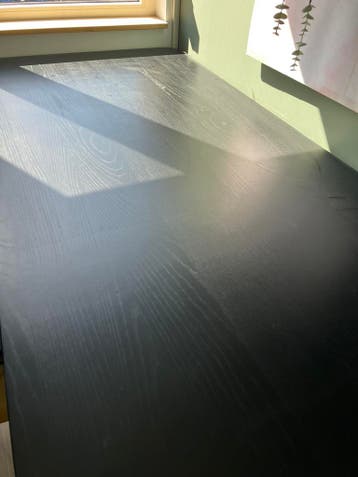 Gratis Ikea bureau, afmeting 160x80, 75 hoog. Kleur zwart.