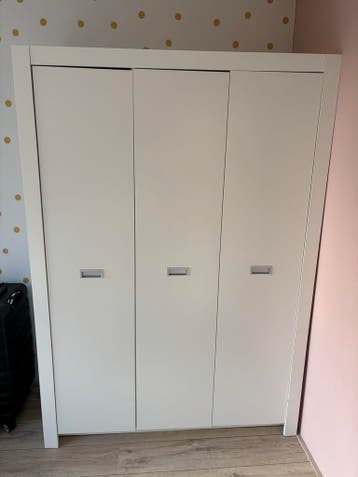 GRATIS Kledingkast - voor zaterdag weg