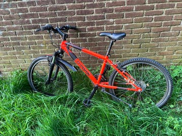 B-rwin oranje fiets