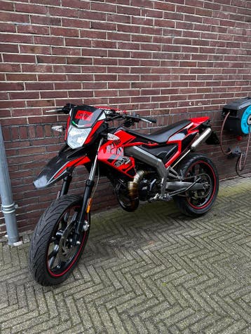 GEZOCHT DERBI OPKNAPPER OF APRILIA