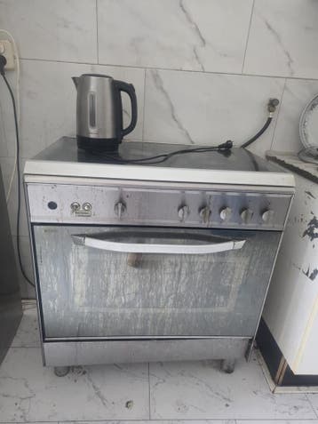 Gasfornuis met oven 5 pit gratis meenemen