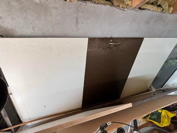 Gratis Inbouwkast met planken, rollers en handvaten