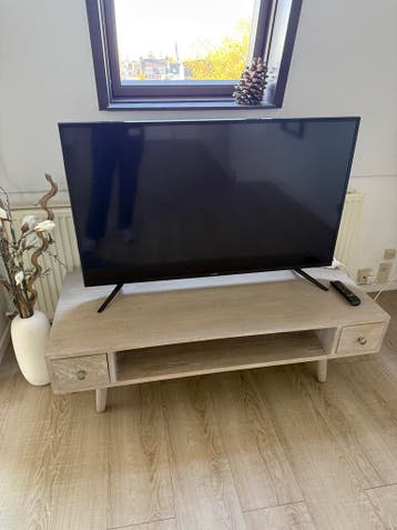 Stijlvol TV-meubel - Licht hout met lades