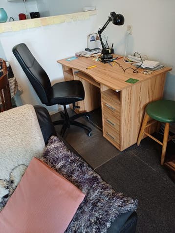 Bureautje, 3 lades 1 kastje