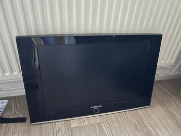 Gratis samsung tv zonder afstandbediening en voet