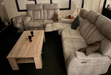 Bankstel met elektrische voetsteun