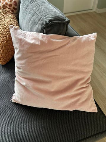 Ikea Sanela roze velvet sierkussen