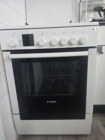 BOSCH gasfornuis - MOET NU WEG. Kijk ook Wasmachine->