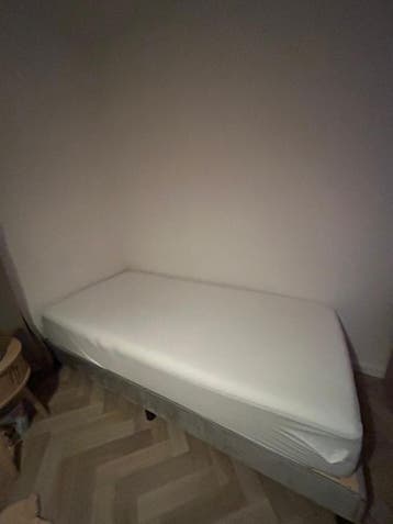 1 persoons bed! GRATIS