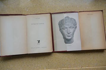 2x Uitgave Succes Reeks 19 + 33 Cleopatra Mensen in 't Hotel