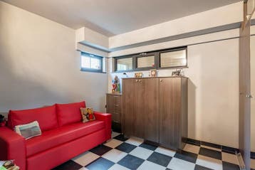 GRATIS AF TE HALEN: Slaapbank (technisch nieuw, optisch niet