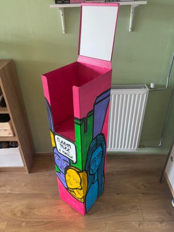 Tijdschriften / flyer uitgifte bak