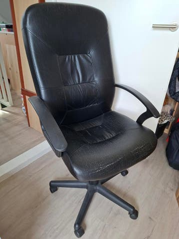 Gebruikte bureaustoel
