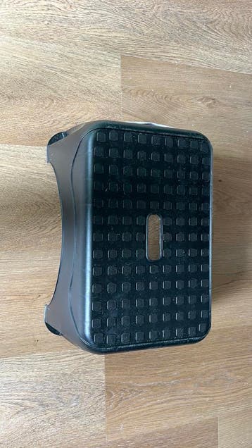 Gratis plastic opstapkrukje