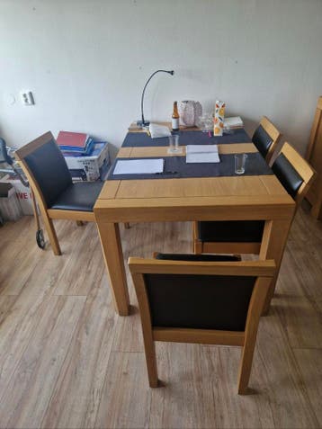 GRATIS Mooie eettafel van eikenhout
