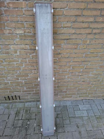 Spatwaterdichte TL bak zonder binnenwerk