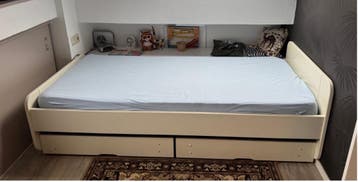 Eénpersoonsbed 200x90