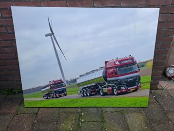 Canvas schilderij DAF Transportbrug met windmolen