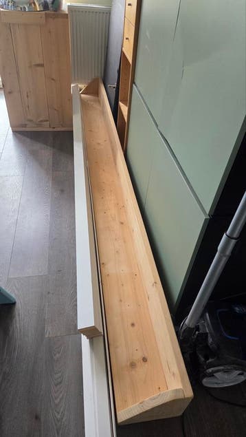 GRATIS Lange wandplank van steigerhout - 310 cm