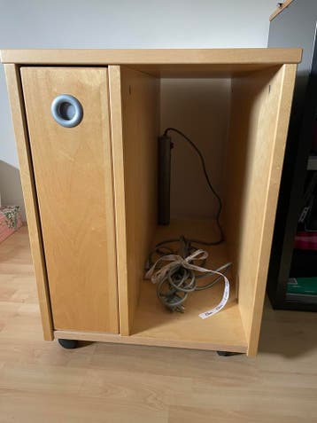 GRATIS ~ PC kast met lade en opbergruimte