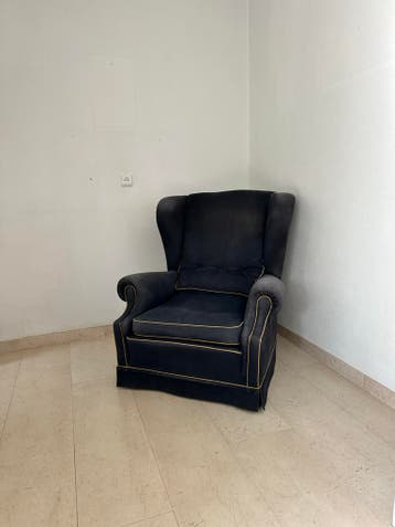 Donkerblauwe stoffen fauteuil van het merk Gelderland