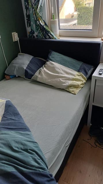 Gratis bed 120x200 met hoofdbord