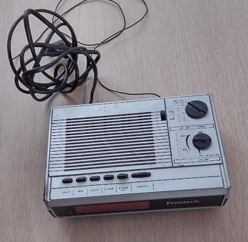 Mooie Frontech wekkerradio GRATIS