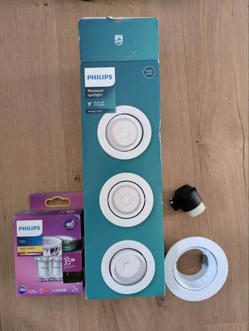 GRATIS; inbouwspot MET 2x lamp