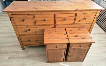Dressoir en twee houten nachtkastjes ( oppimpen)