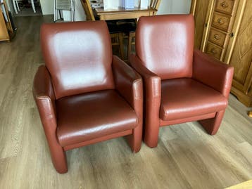 2 stuk Leren fauteuils  en 2 zits bank