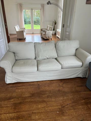 Witte driepersoonsbank