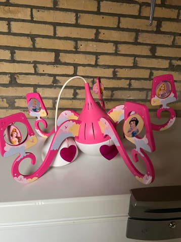 Gratis Disney Prinsessen Plafondlamp voor Kinderkamer