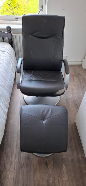 Ligstoel met voetensteun