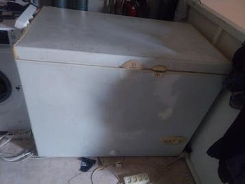 vriezer wit 100 meter breed 60 diep.60 hoog