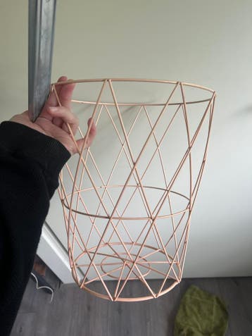 Roze Stalen Mand - Decoratieve Opbergmand