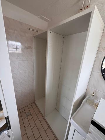 Ikea Besta dubbele kast met planken. GRATIS