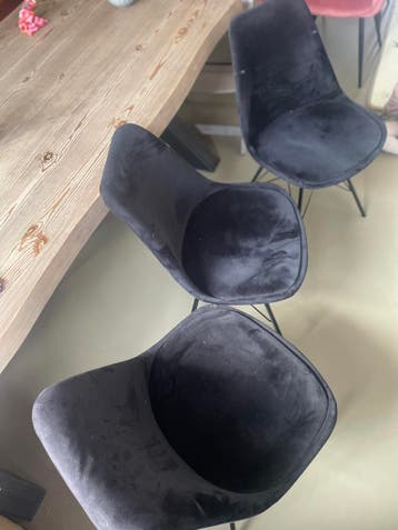 Gratis zes stoelen eettafel zwart velvet