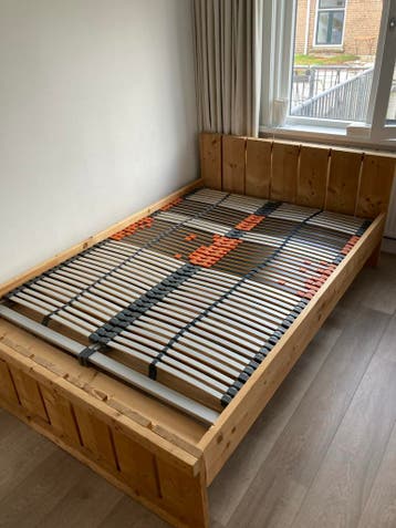 2 Verstelbare lattenbodems 70x200