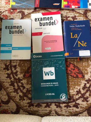 Gratis Examenbundels en latijn/nederlands woordenboek