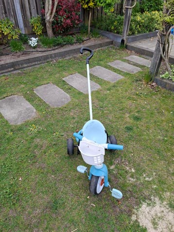 Smoby driewieler met drukstang