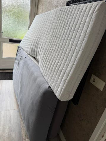 GRATIS MATRASSEN