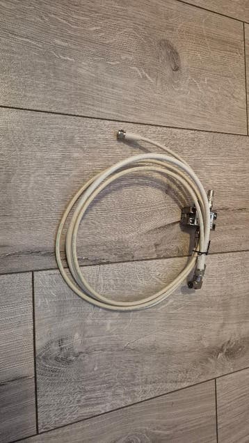 Gratis witte kabel