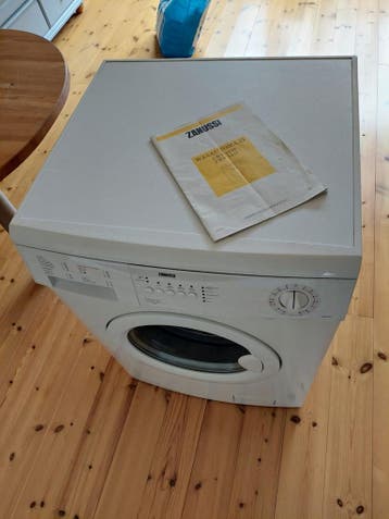 Gratis af te halen: Zanussi wasautomaat (zie foto's)
