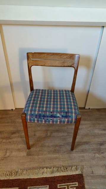 Gratis op te halen: Vintage stoel - opknappertje