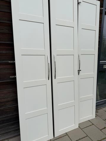 Ikea 3 deurs kledingkast